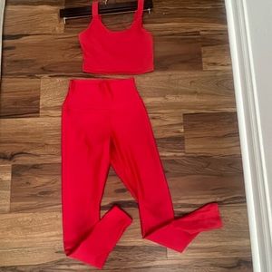 Alo yoga workout set